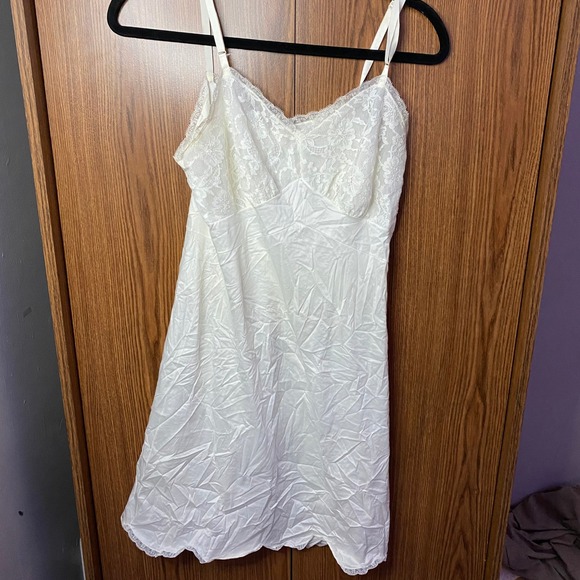 Other - Vintage Lace Trim Chemise Slip Dress‎ Womens Medium Ivory Silky Mini